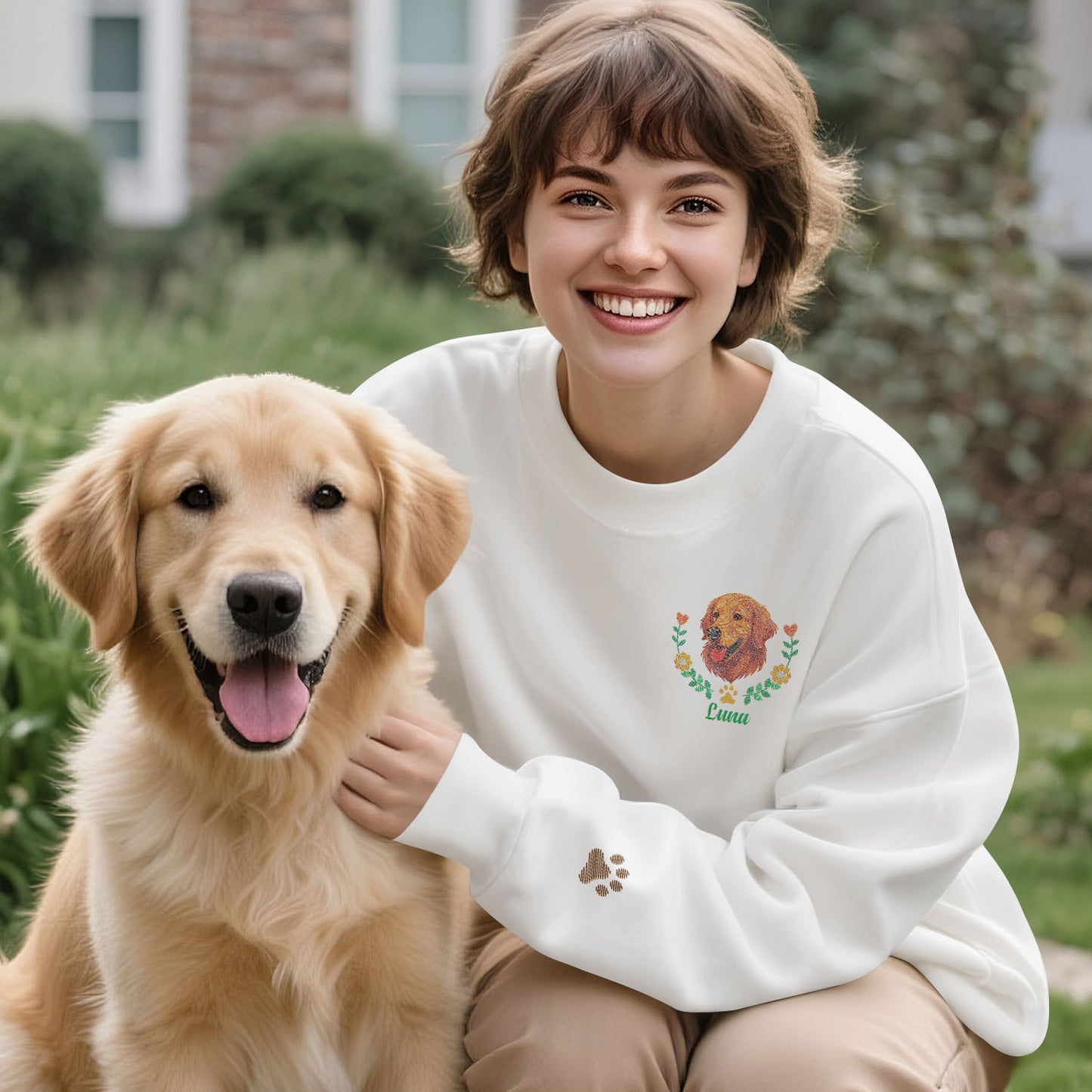 Custom Embroidered-Style Pet Sweatshirt – Personalised Pullover with Pet Name & Wreath