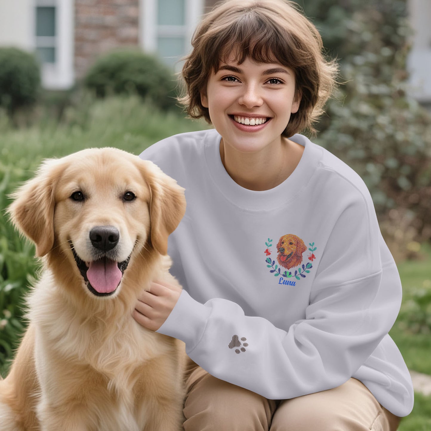 Custom Embroidered-Style Pet Sweatshirt – Personalised Pullover with Pet Name & Wreath
