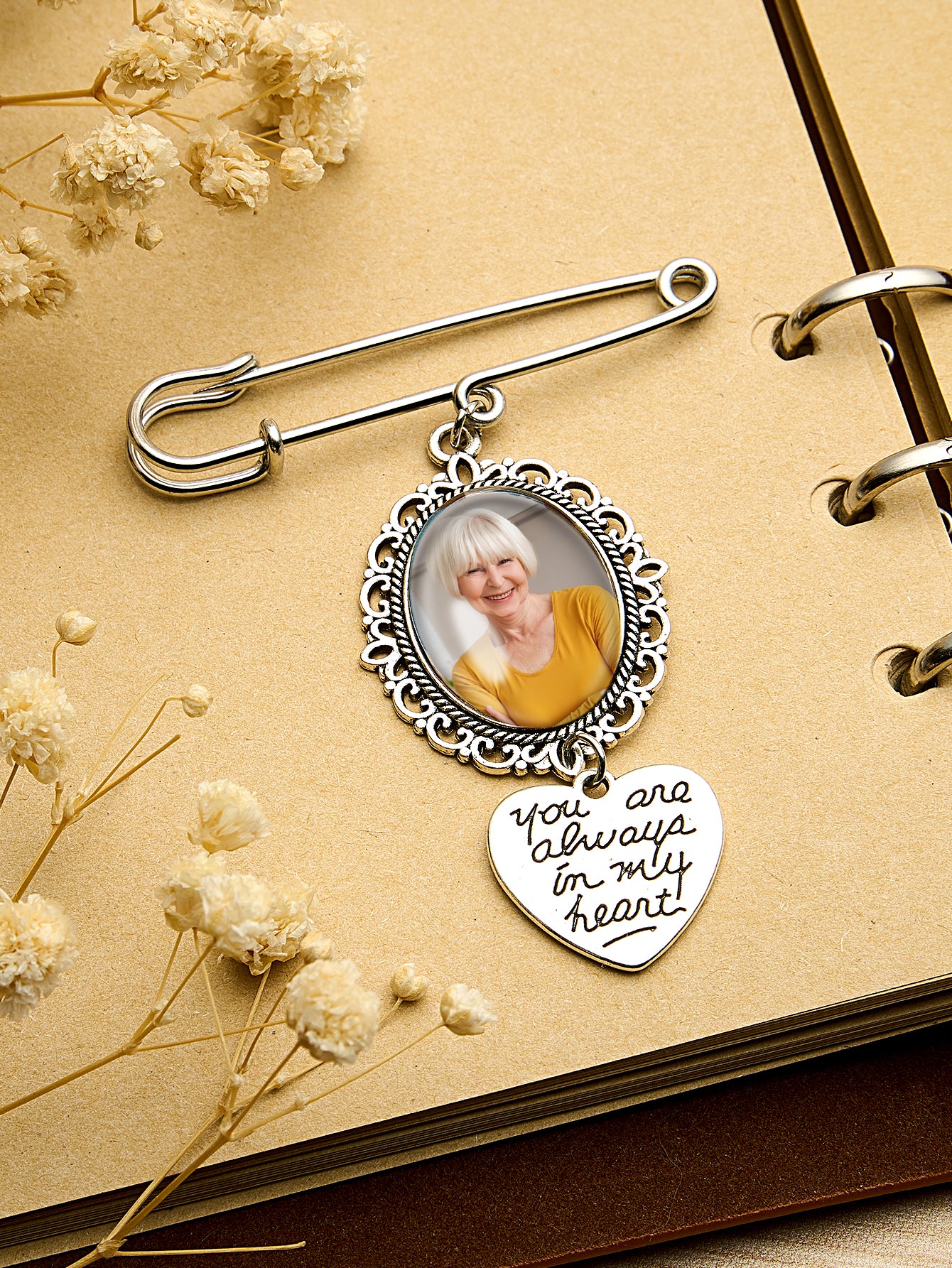 Personalised Angel Wings Pin Brooch Wedding Bouquet Photo Charm Wedding Memorial Gift for Bride